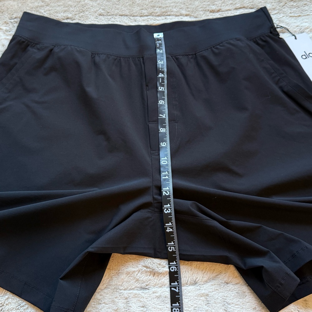 NWT ALO YOGA Man’s 7" Repetition Short Size XL - Picture 8 of 15